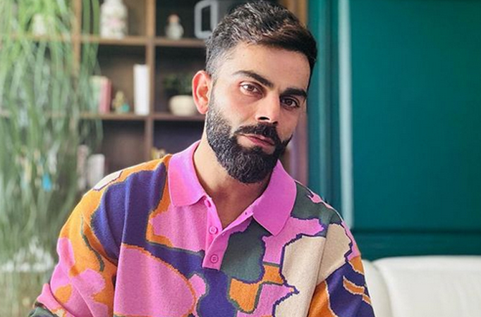 Virat Kohli gently asks fans to avoid taking videos; says “Bhai Ashram Hai Ye” Virat Kohli gently asks fans to avoid taking videos; says “Bhai Ashram Hai Ye”