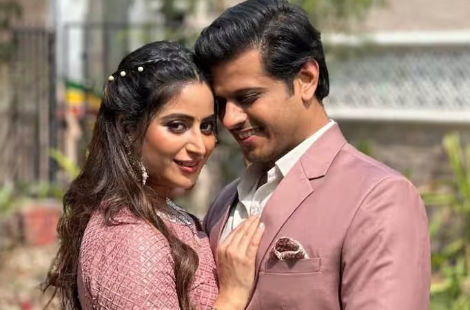 Check out who’s third wheeling between Ghum Hai Kisikey Pyaar Meiin’s Neil Bhatt and Aishwarya Sharma on Valentine’s Day Check out who’s third wheeling between Ghum Hai Kisikey Pyaar Meiin’s Neil Bhatt and Aishwarya Sharma on Valentine’s Day