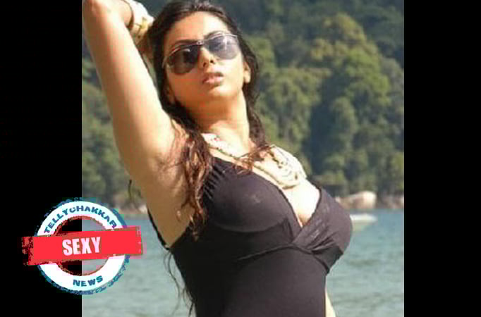 Sexy! Check out the hot and sizzling pictures of south actress Namitha Sexy! Check out the hot and sizzling pictures of south actress Namitha