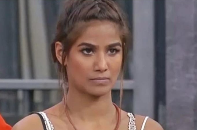 'Lock Upp': Poonam Pandey calls Ali Merchant a 'nasty man' 'Lock Upp': Poonam Pandey calls Ali Merchant a 'nasty man'