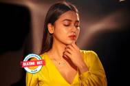 Blazing Hot! Tejasswi Prakash looks ethereal in a series of yellow mellow outfits 