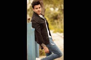 Aniruddh Dave to play army officer in 'Kaagaz 2'