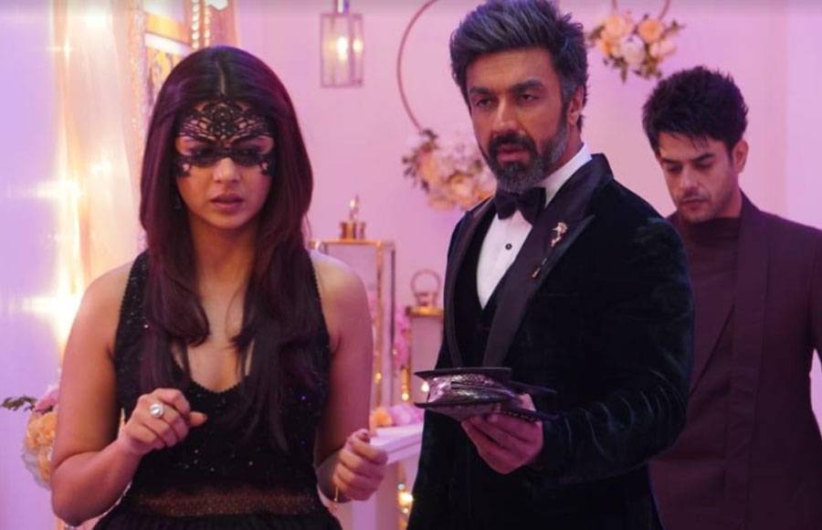 Masquerade party in Sony TV's Beyhadh 2